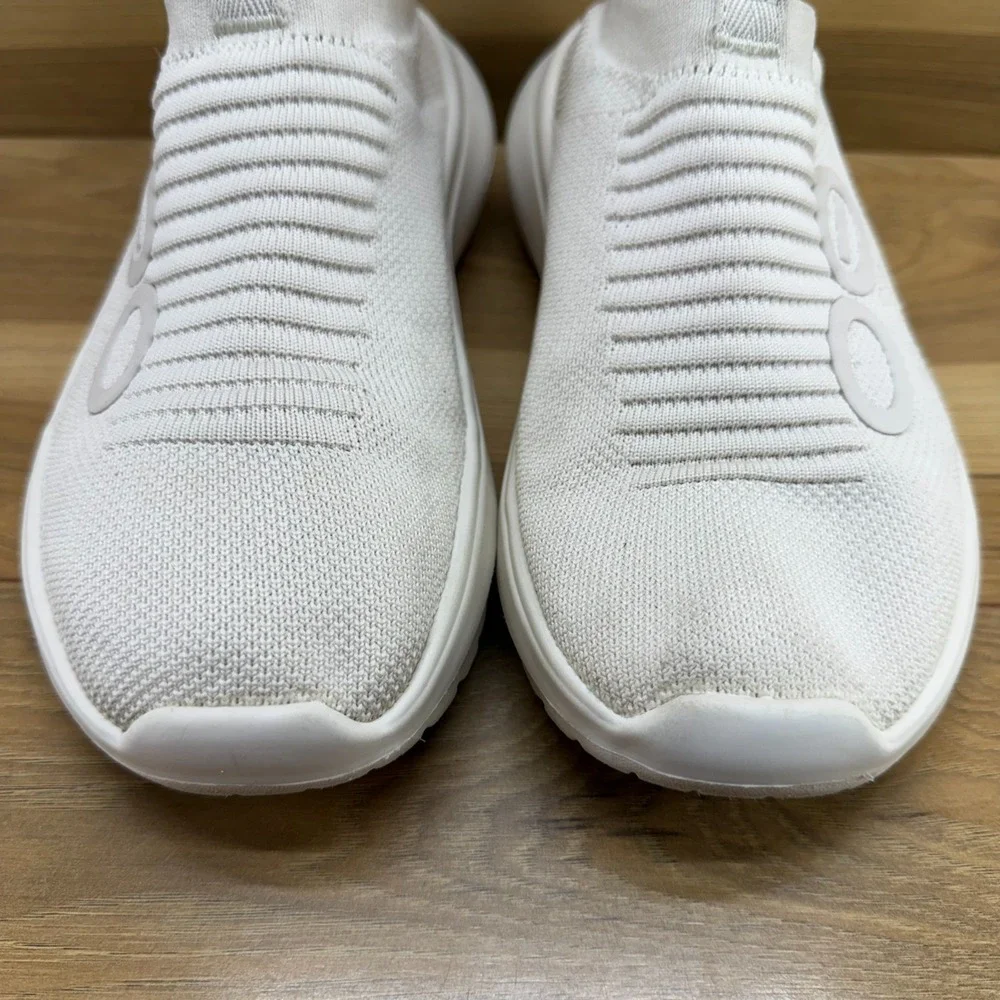 Oofos Oomy Zen Slip On Shoes Womens 8 EU 39 Chalk White Knit Recovery Sneakers